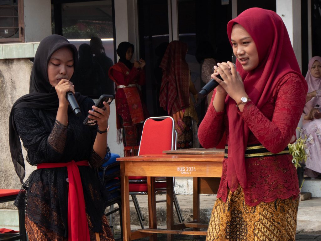 Upacara Hari Pendidikan Nasional di SMKN 1 Kabupaten Tangerang